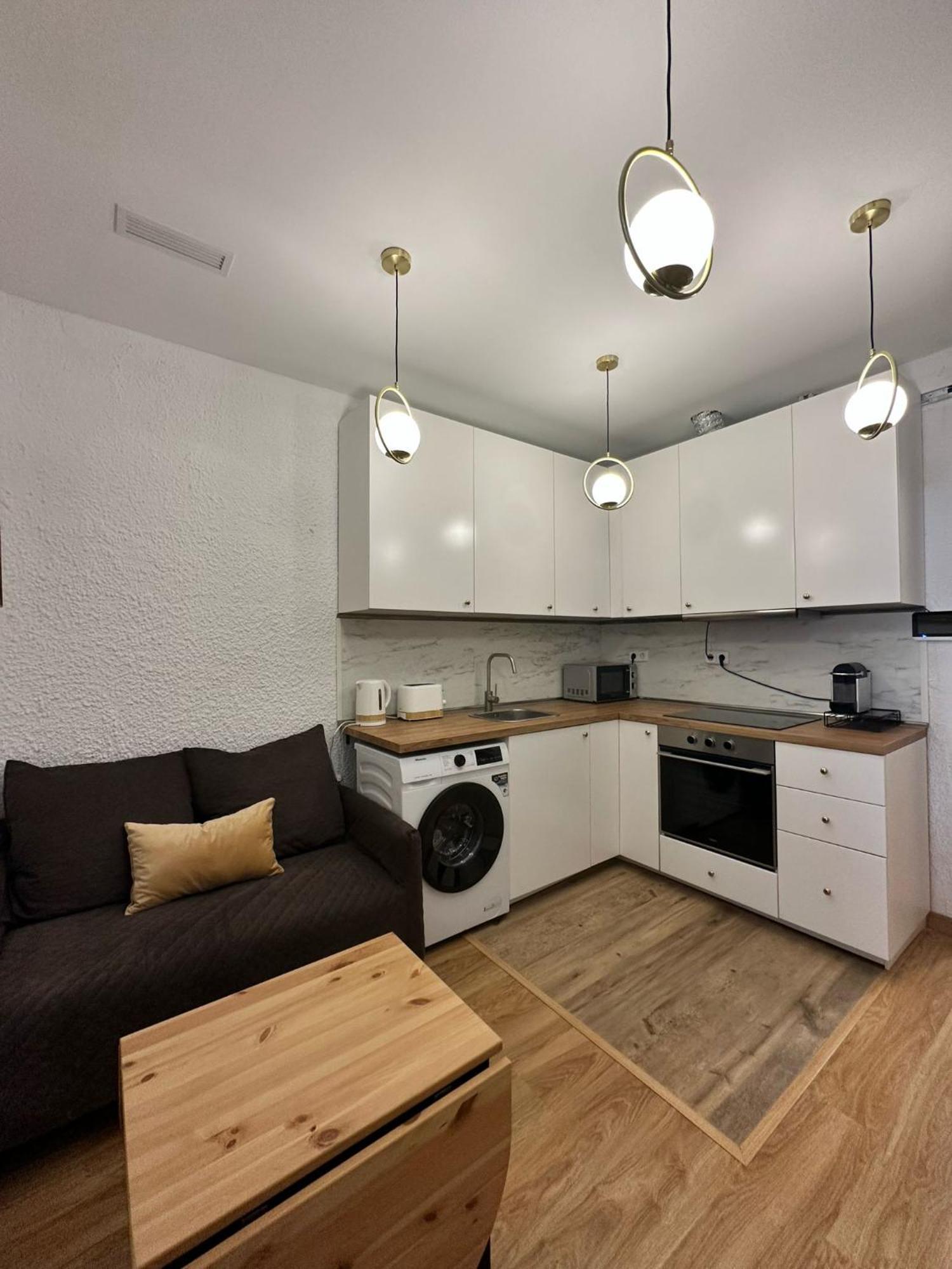 Mi Casa Es Tu Casa Apartment Оспиталет де Лобрегат Екстериор снимка