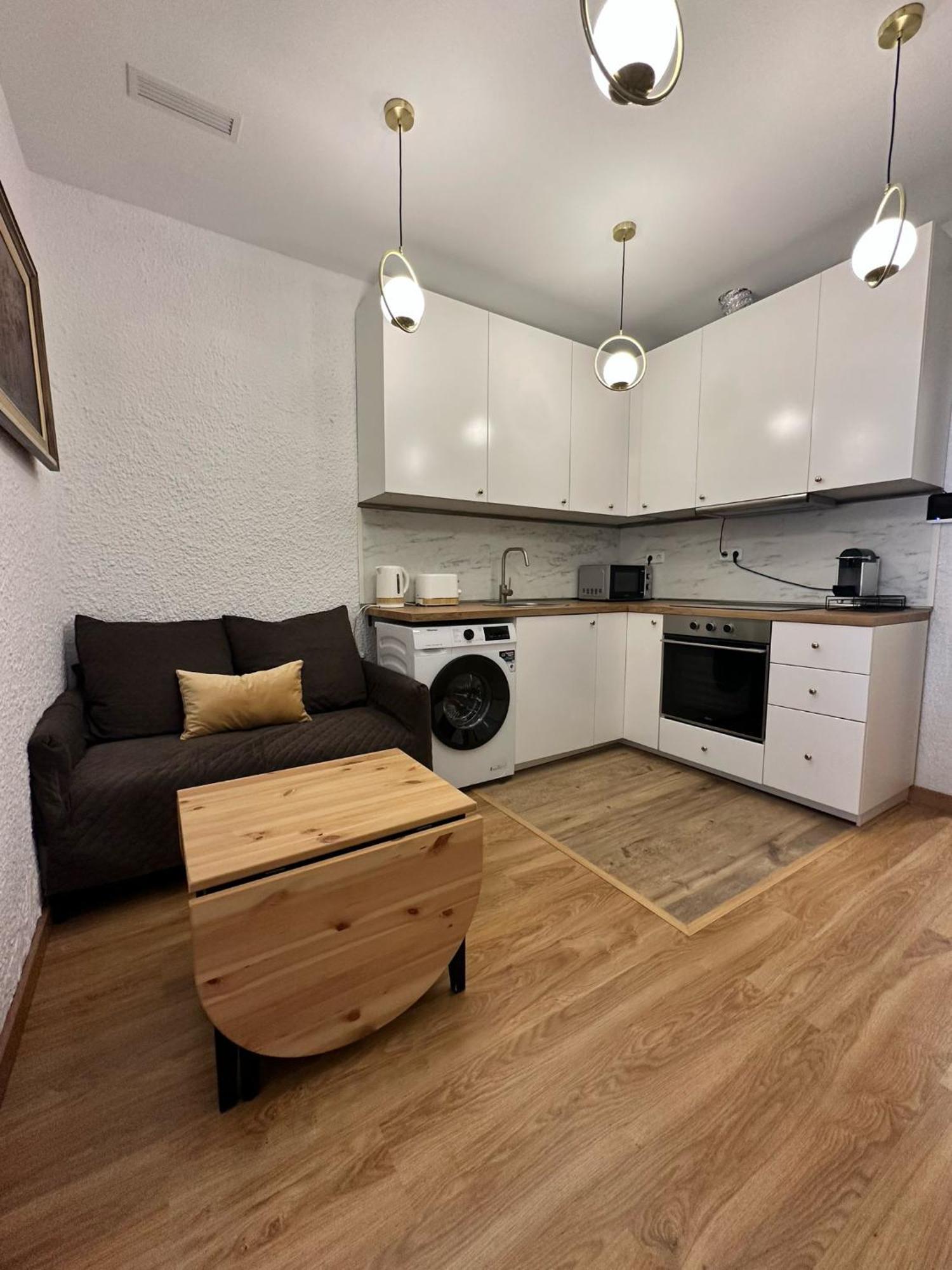 Mi Casa Es Tu Casa Apartment Оспиталет де Лобрегат Екстериор снимка